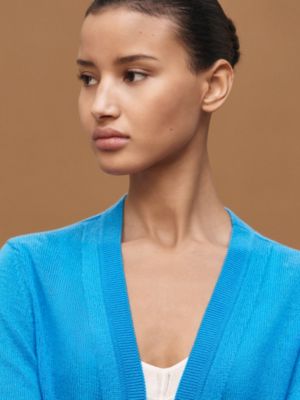 “L'Enseigne du Sellier” 캐시미어 버튼 가디건, 보기: 이미지: 제품 착용 이미지, worn, 4개 중 6번째 보기