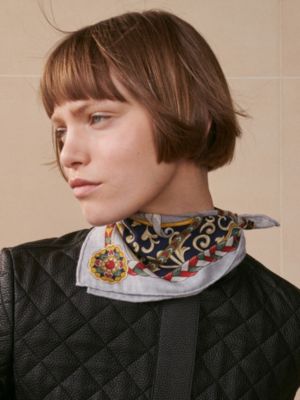 Harnais de Coeur scarf 45, View: Worn, worn, view 3 of 4