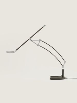 Pantographe desk lamp