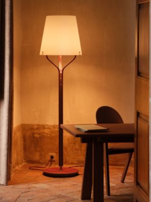 Lampadaire Harnais, Vue: vue de face, front, vue 3 sur 4