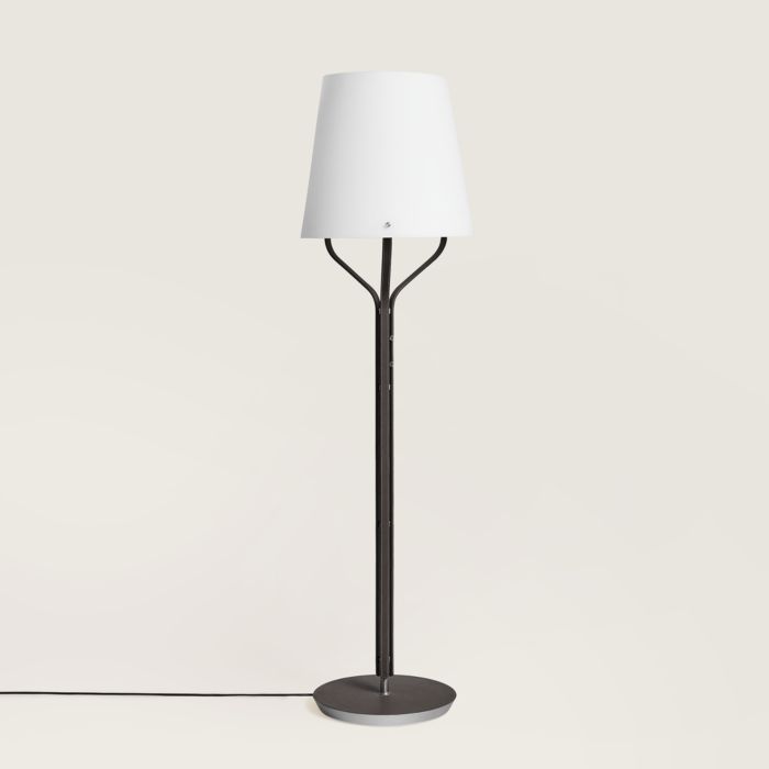 Hecate table lamp