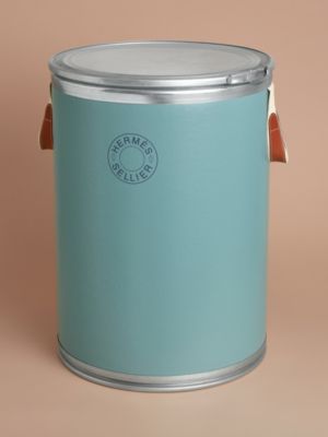 Saddle box