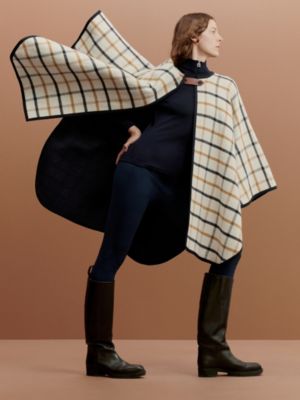 Camail poncho
