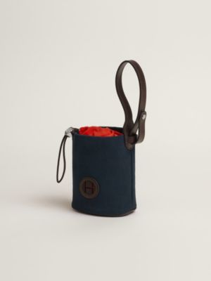 On-the-go dog pouch, View: front, front, view 2 of 7