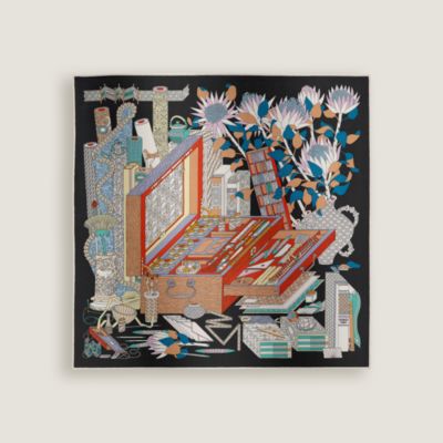 Les Tresors d'un Artiste scarf 45