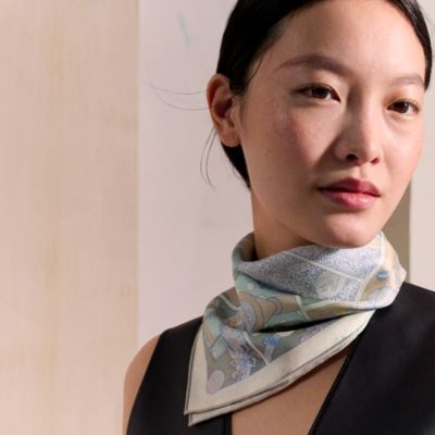 Foulard Hermès Paris En Soie - Carré 88 Cm, Motif Cheval - Bon état - Occasion