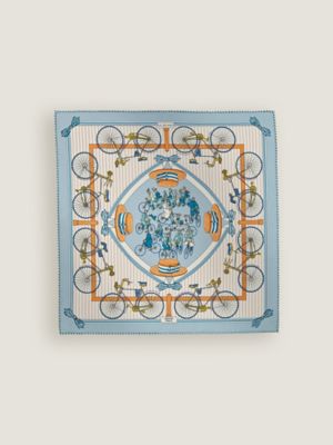bleu clair/beige doré/blanc