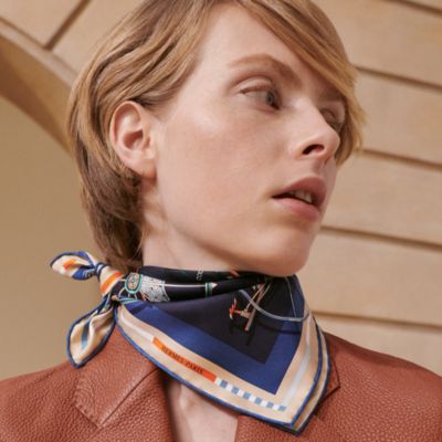 エルメス ツイリー スカーフ 自由に En 通そ Liberte! ブルー シルク10 