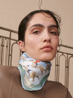 Les Courses scarf 45, View: Worn, worn, view 2 of 3