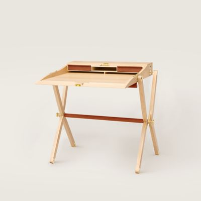 Pippa writing desk