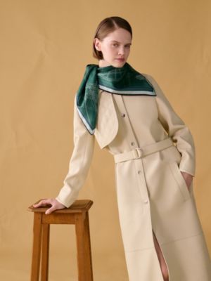 Petit Duc 더블 페이스 스카프 90, 보기: 이미지: 제품 착용 이미지, worn, 2개 중 6번째 보기