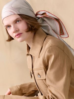 カレ ダブルフェイス90 《プティ・デュック》, イメージ: 着用例, worn, ビュー3の6