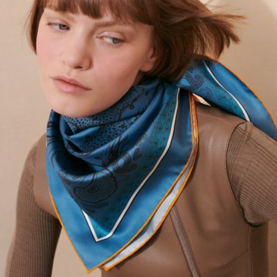 HERMES 大判スカーフ カレ90 ネイビー／紺色 去年の雪 022621 エルメス  