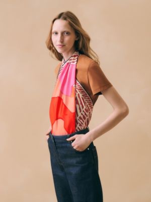 Au Triple Galop double face scarf 90, View: Worn, worn, view 3 of 7