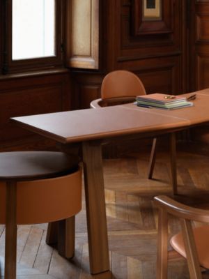 Metiers desk, View: front, front, view 2 of 2