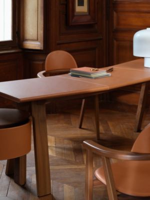 Metiers desk, View: front, front, view 2 of 2