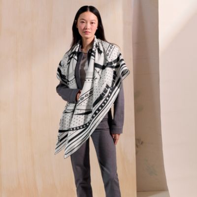 カレダブルフェイス 140 《朝の散歩・バンダナ》 - ホワイト | Hermès  