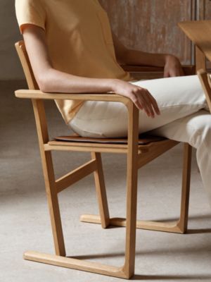 Equilibre d'Hermès扶手椅, 檢視: 佩戴, worn, 檢視共2張圖片的第6張