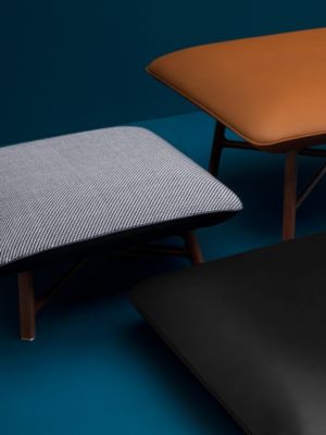 Les Necessaires d'Hermès "carre d'assise" low stool, medium model 85, View: front, front, view 4 of 4