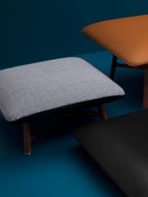 Les Necessaires d'Hermès "carre d'assise" low stool, medium model 85, View: front, front, view 4 of 4