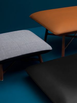 Silla "carré d'assise" Les Nécessaires d'Hermès, tamaño mediano 85, Vista: vista de frente, front, vista 2 de 3