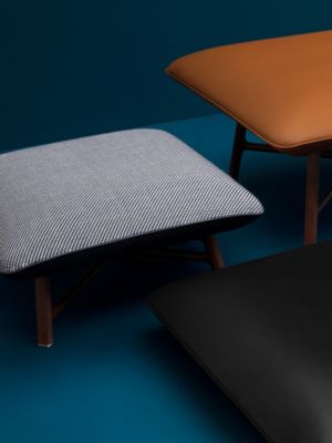 Les Necessaires d'Hermès "carre d'assise" low stool, high model 85, View: front, front, view 5 of 6