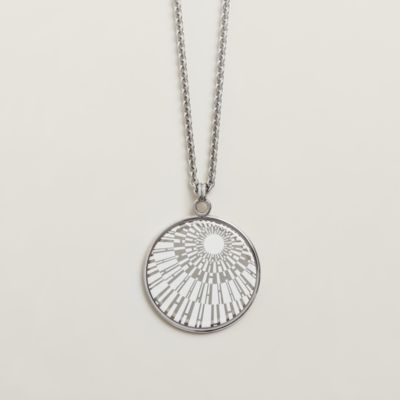 【HERMES】Medaille OP'H necklace, small model Medaille OP'H necklace, small model | Hermès Canada