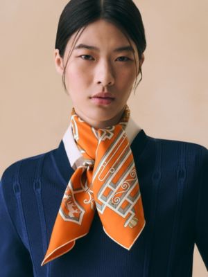 L'Enseigne du Sellier scarf 70, View: Worn, worn, view 2 of 3