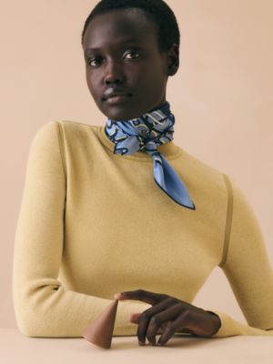 L'Enseigne du Sellier scarf 70, View: Worn, worn, view 2 of 3