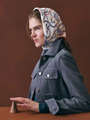 L'Enseigne du Sellier scarf 70, View: Worn, worn, view 2 of 3