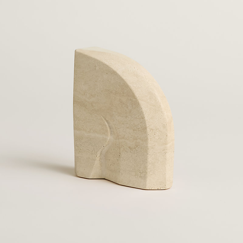 Alezan bookend
