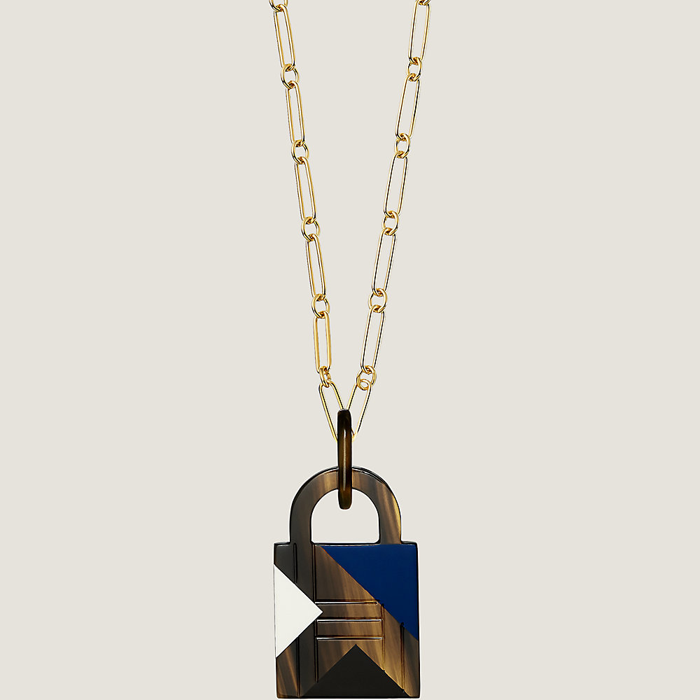 Amulette Laquee Padlock pendant, large model | Hermès Finland