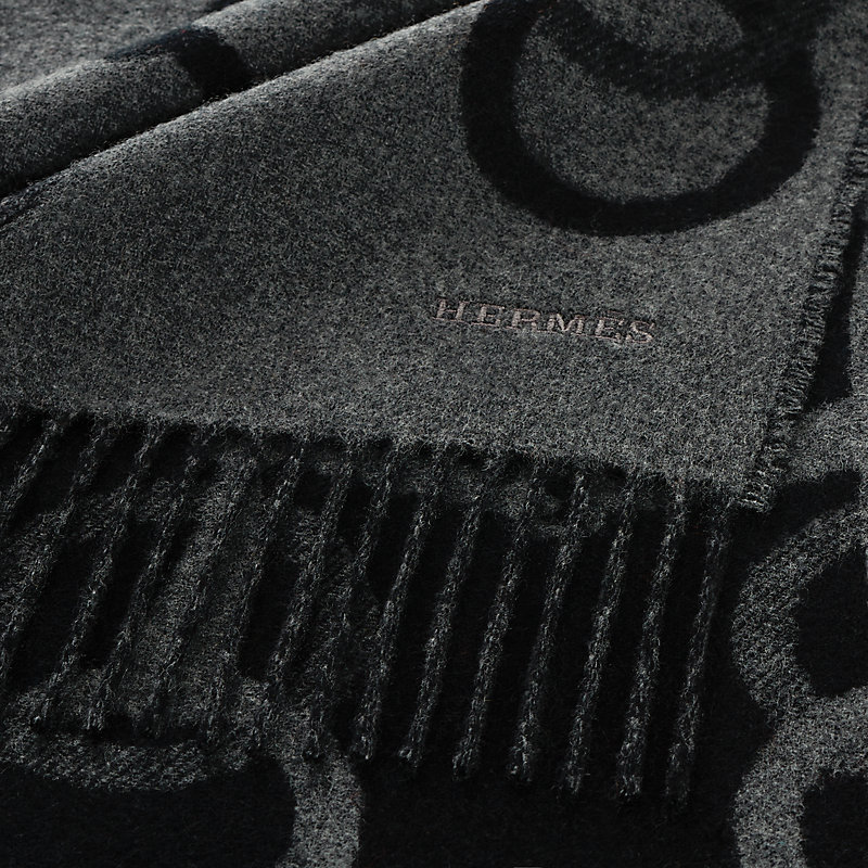 Any Mors scarf