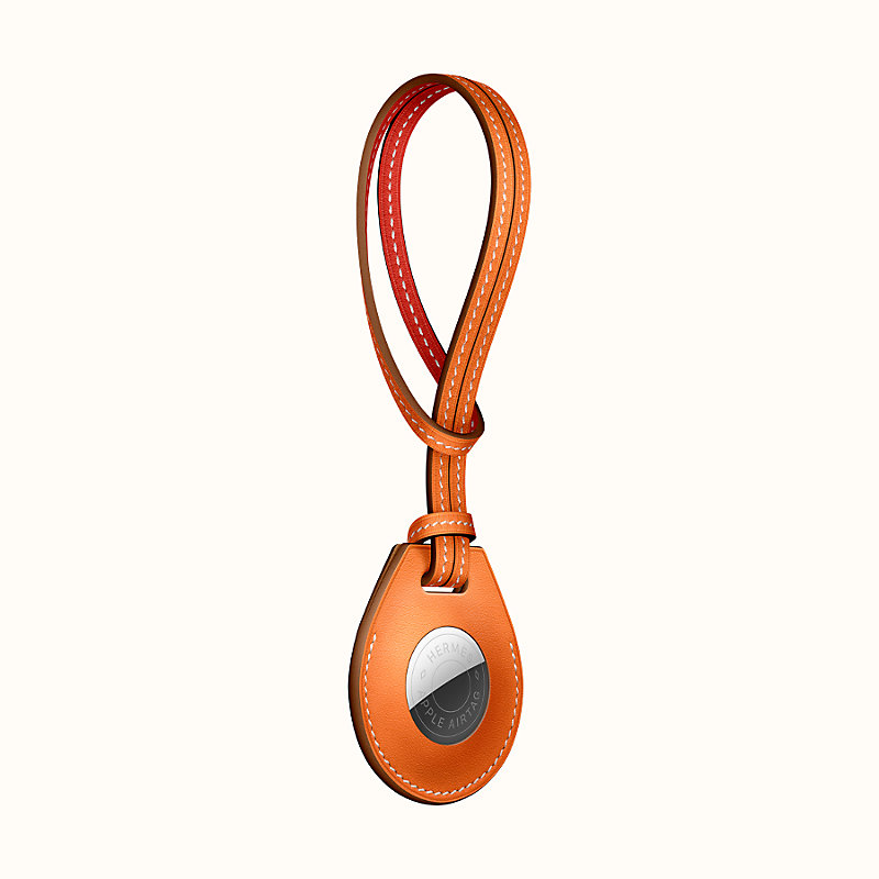 hermes luggage tag apple