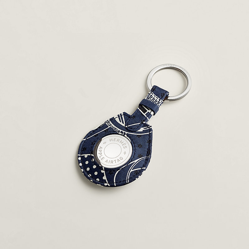 Apple AirTag Hermès key ring Bandana Eperon d'Or | Hermès USA