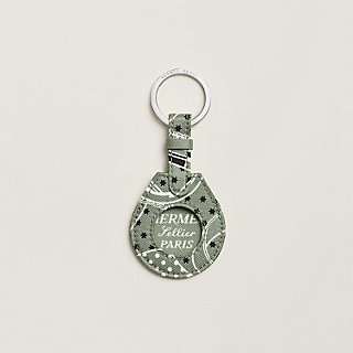 Apple AirTag Hermès key ring Bandana Eperon d'Or | Hermès USA