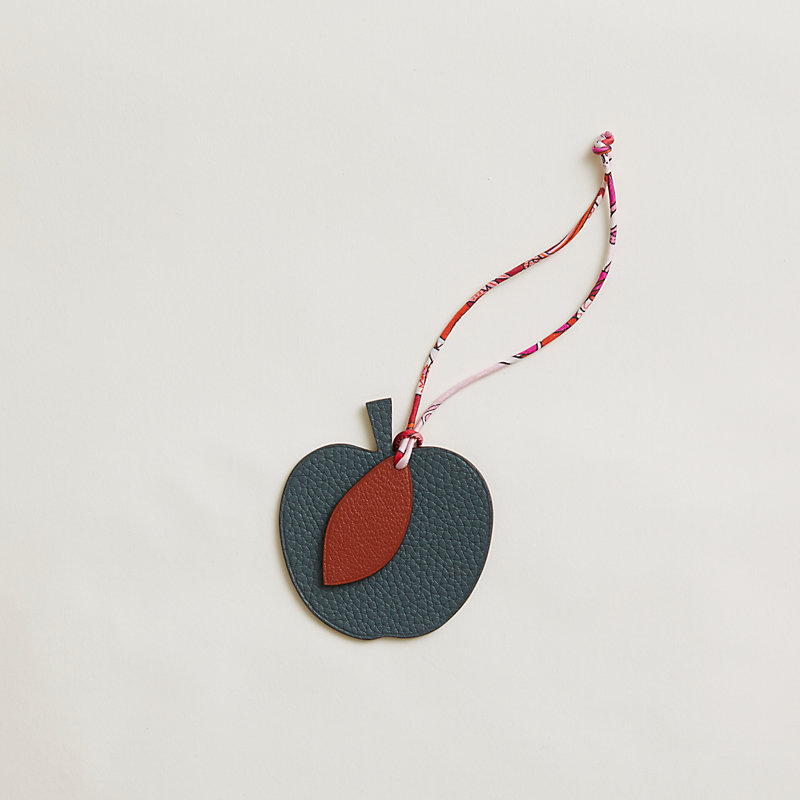 Apple and leaf charm