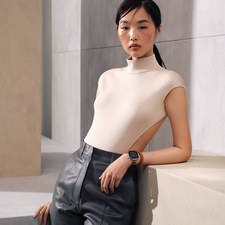 Apple Watch Hermès ドゥブルトゥール 《アトラージュ》 42 mm  