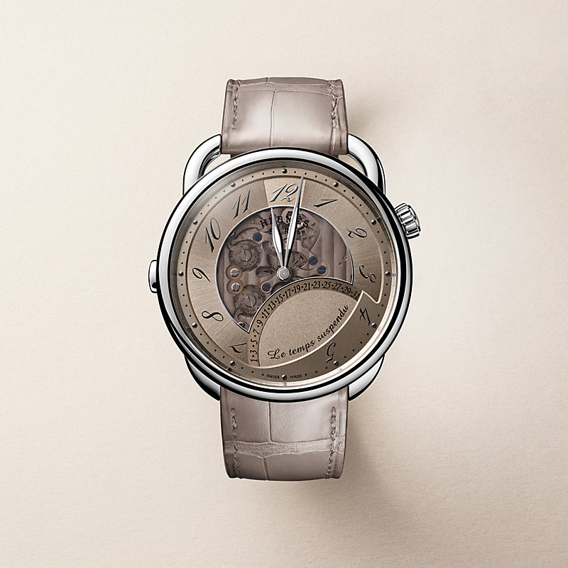Arceau Le Temps Suspendu腕錶，42&nbsp;mm