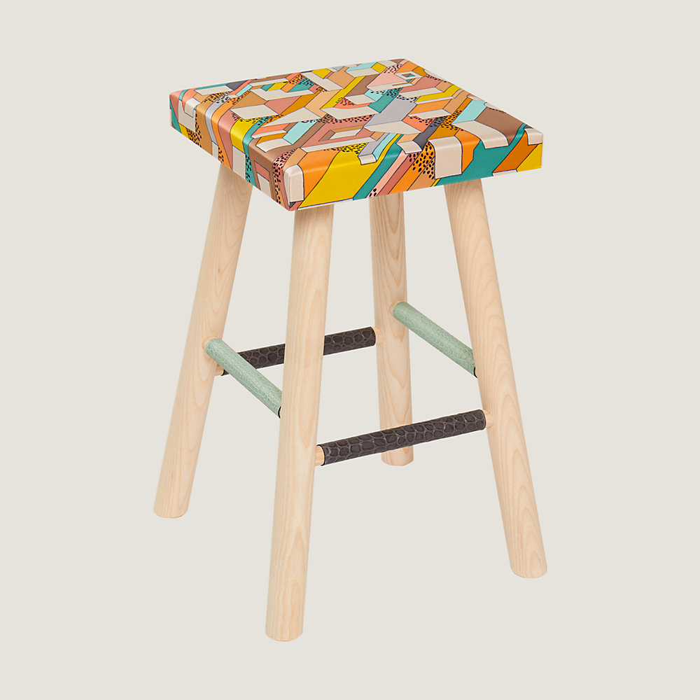 Ash tree stool MM | Hermès Netherlands