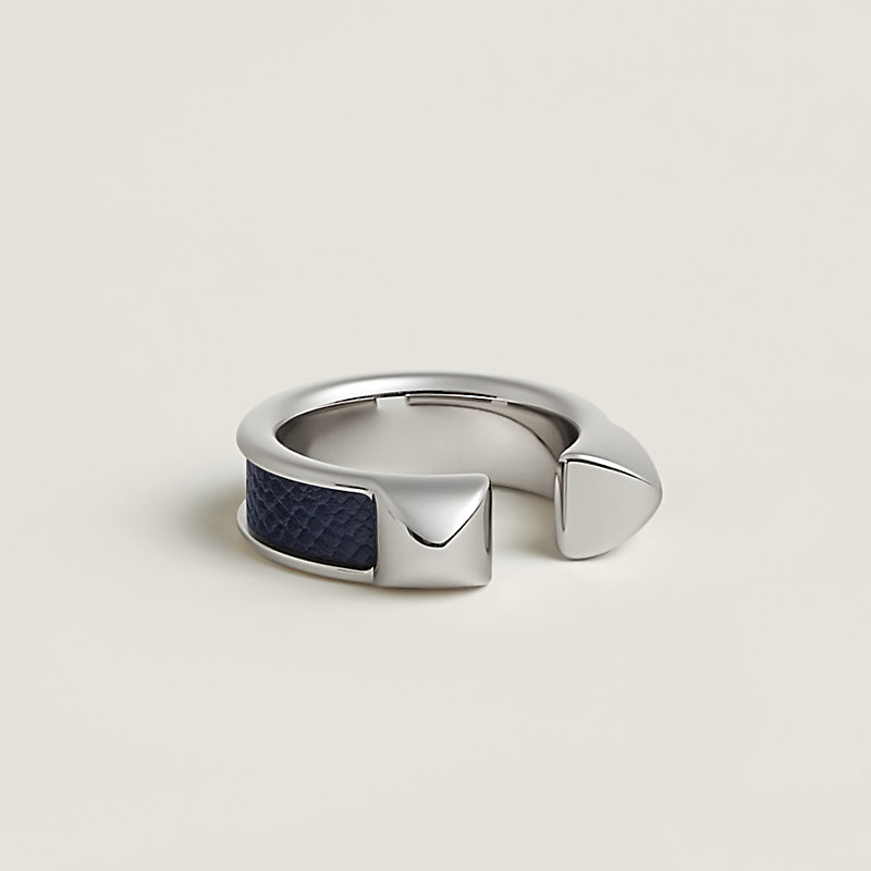 Athena double stud ring