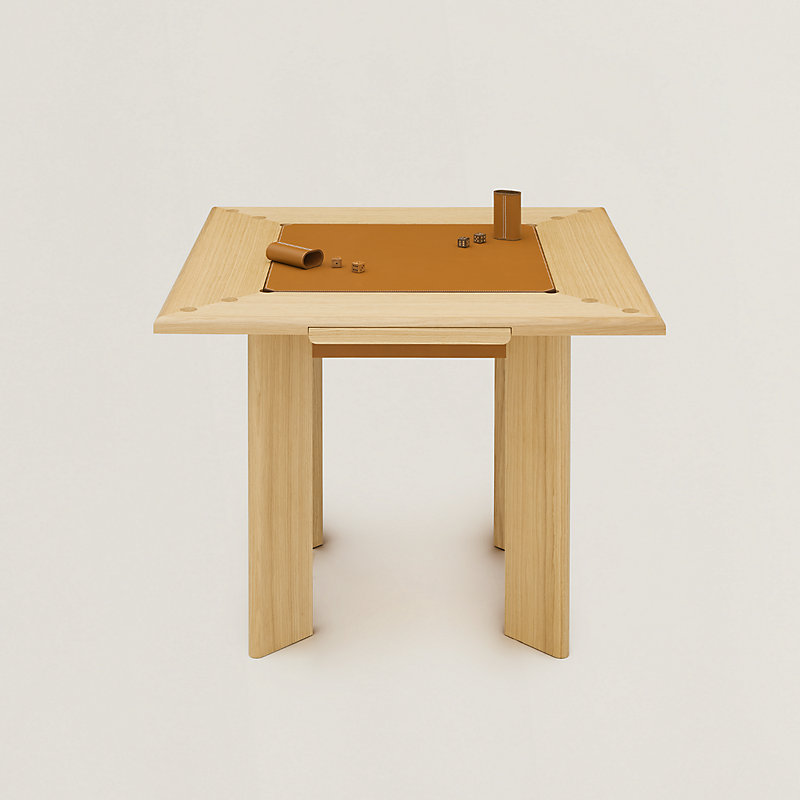 Atout d'Hermès games table