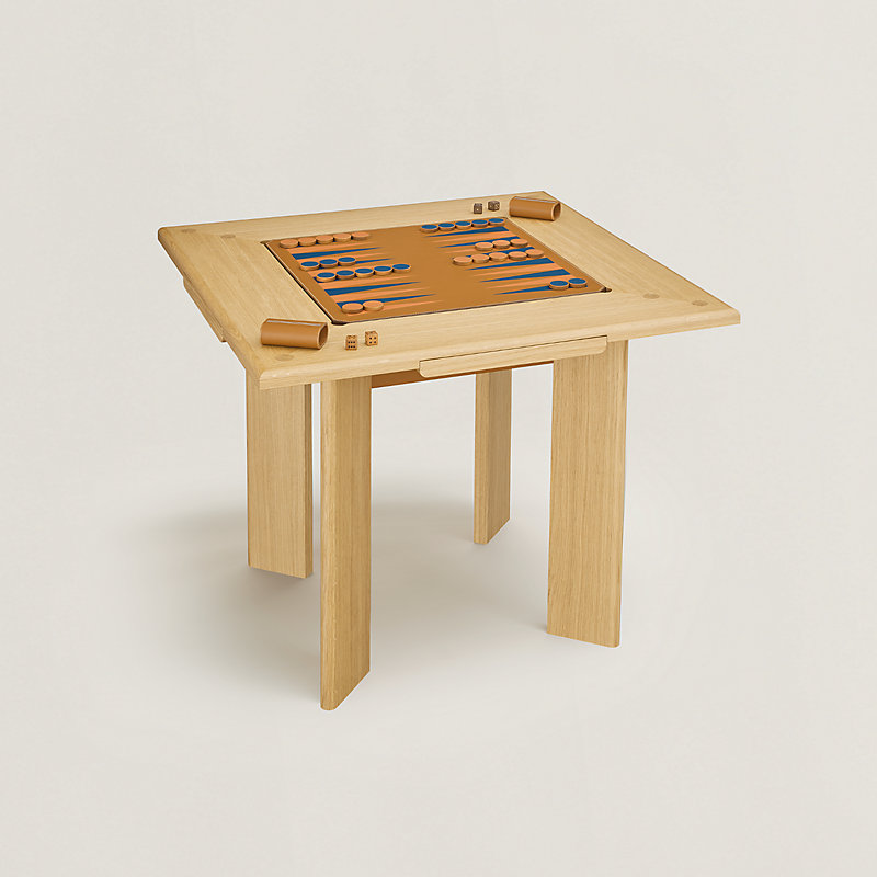 Atout d'Hermès games table