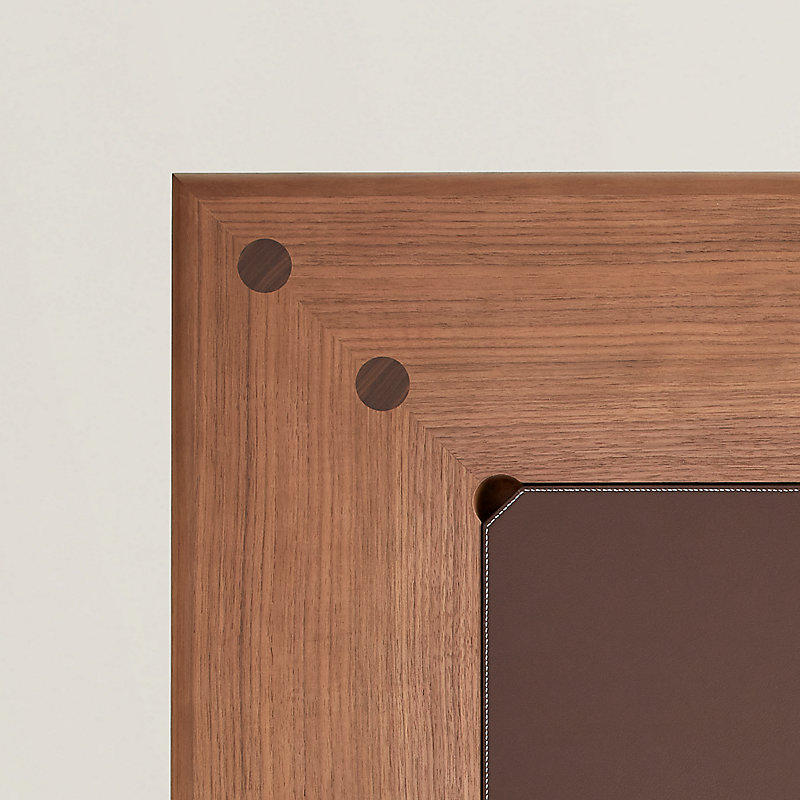 Atout d'Hermès games table