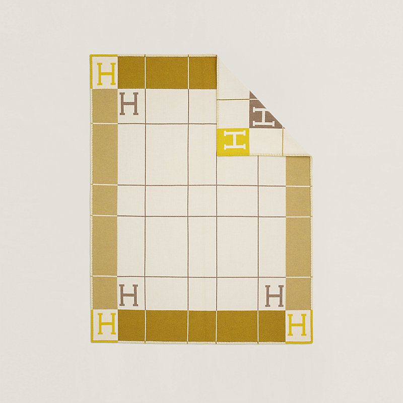Avalon III throw blanket