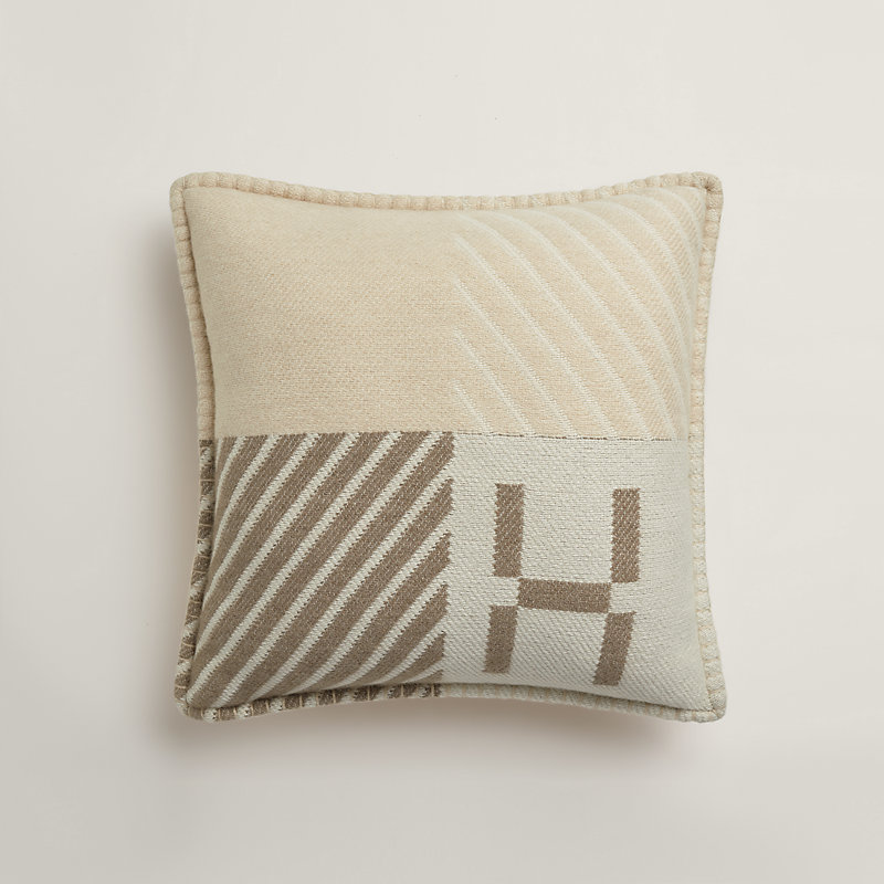 Oreiller Hermès Avalon – Petit – Écru/Potiron – Neuf Sous Boîte – Navy