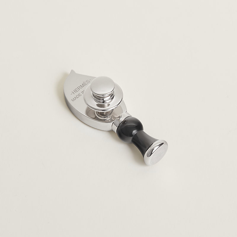 Badge | Hermès Singapore