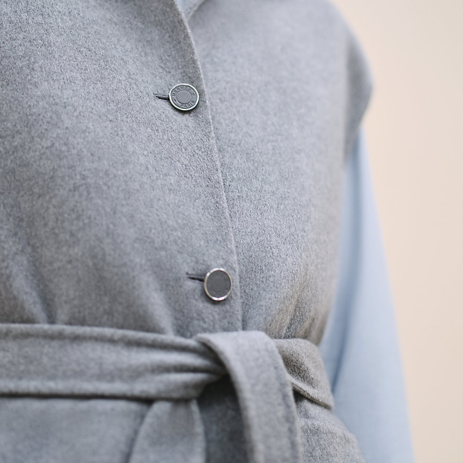 LIDNM（リドム）の「CASHMERE HARD MILLED ZIP VEST（ベスト）」 - WEAR