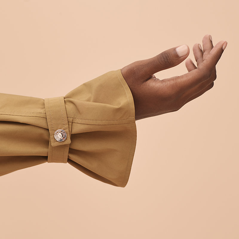 Bluse mit besticktem Plastron