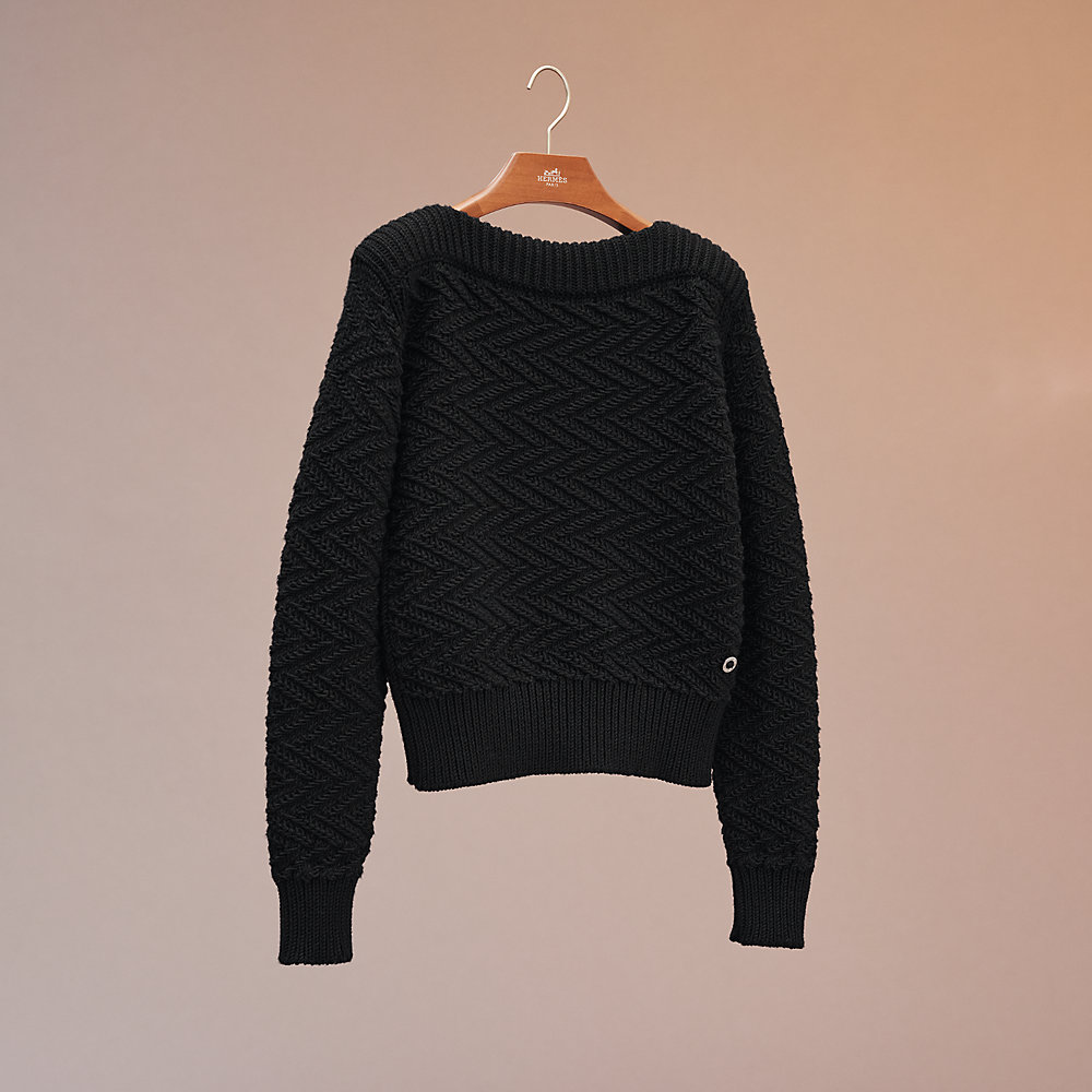 boatneck sweatshirt